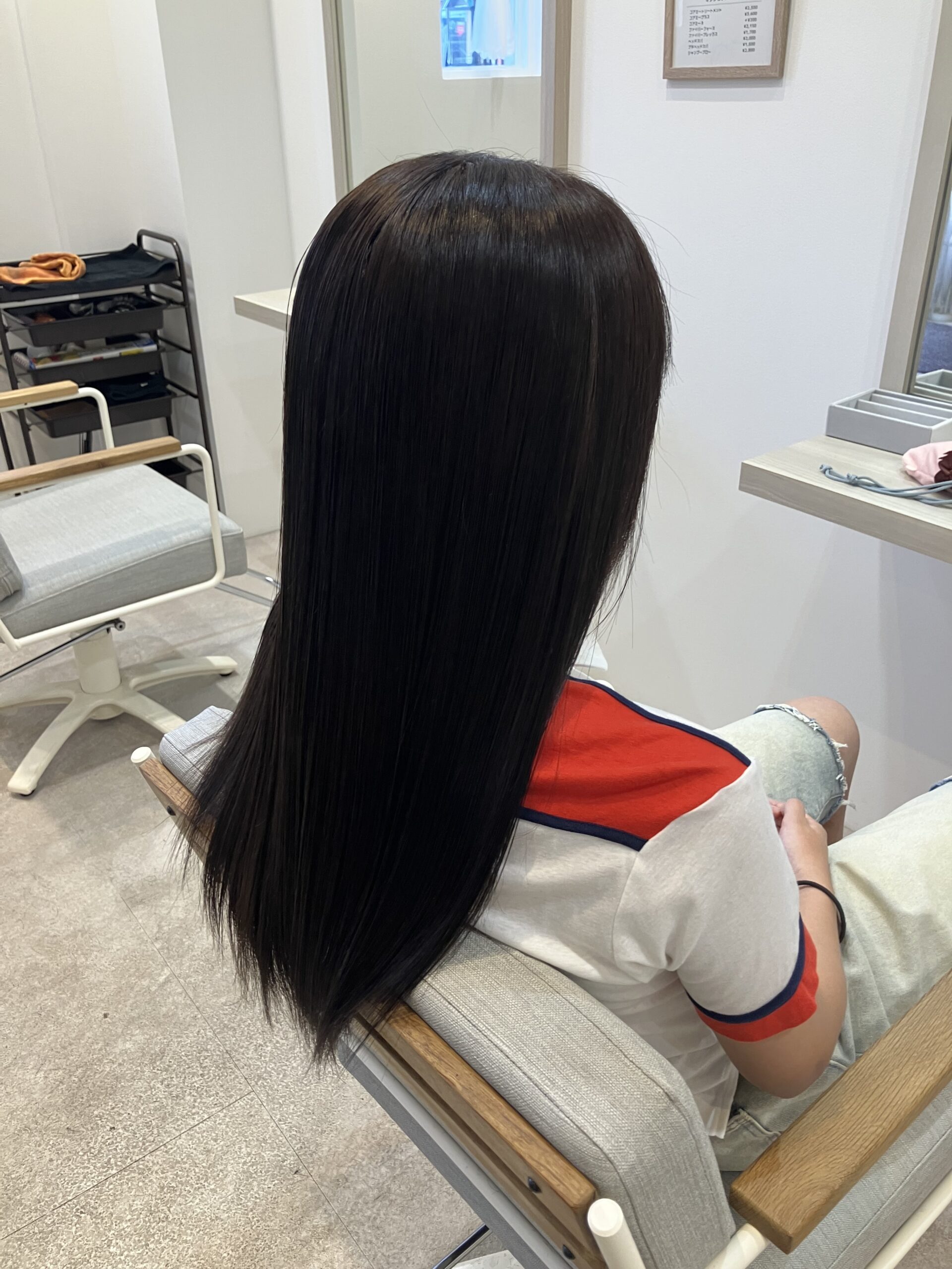 トーンダウンとトリートメント　狭山市柏原美容室warawa(わらわ)