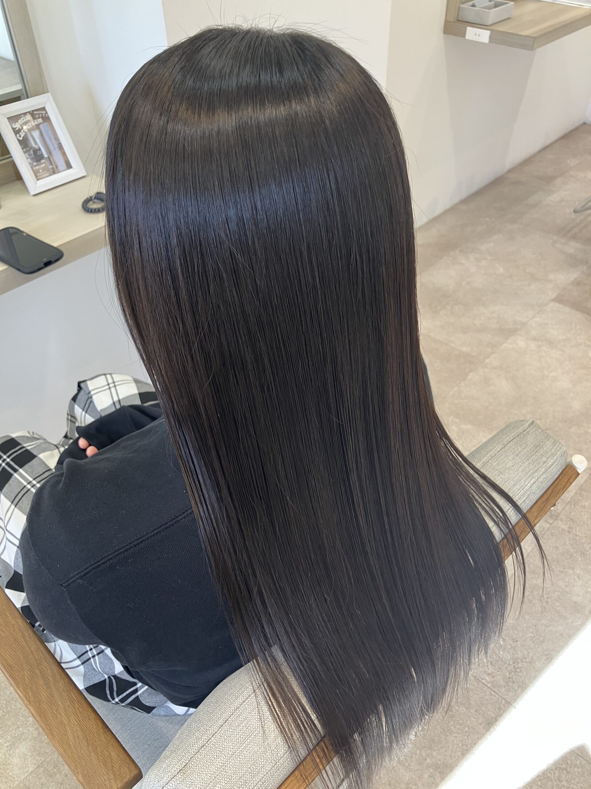 春に向けてのメンテナンスストレート 狭山市柏原美容室warawa(わらわ)