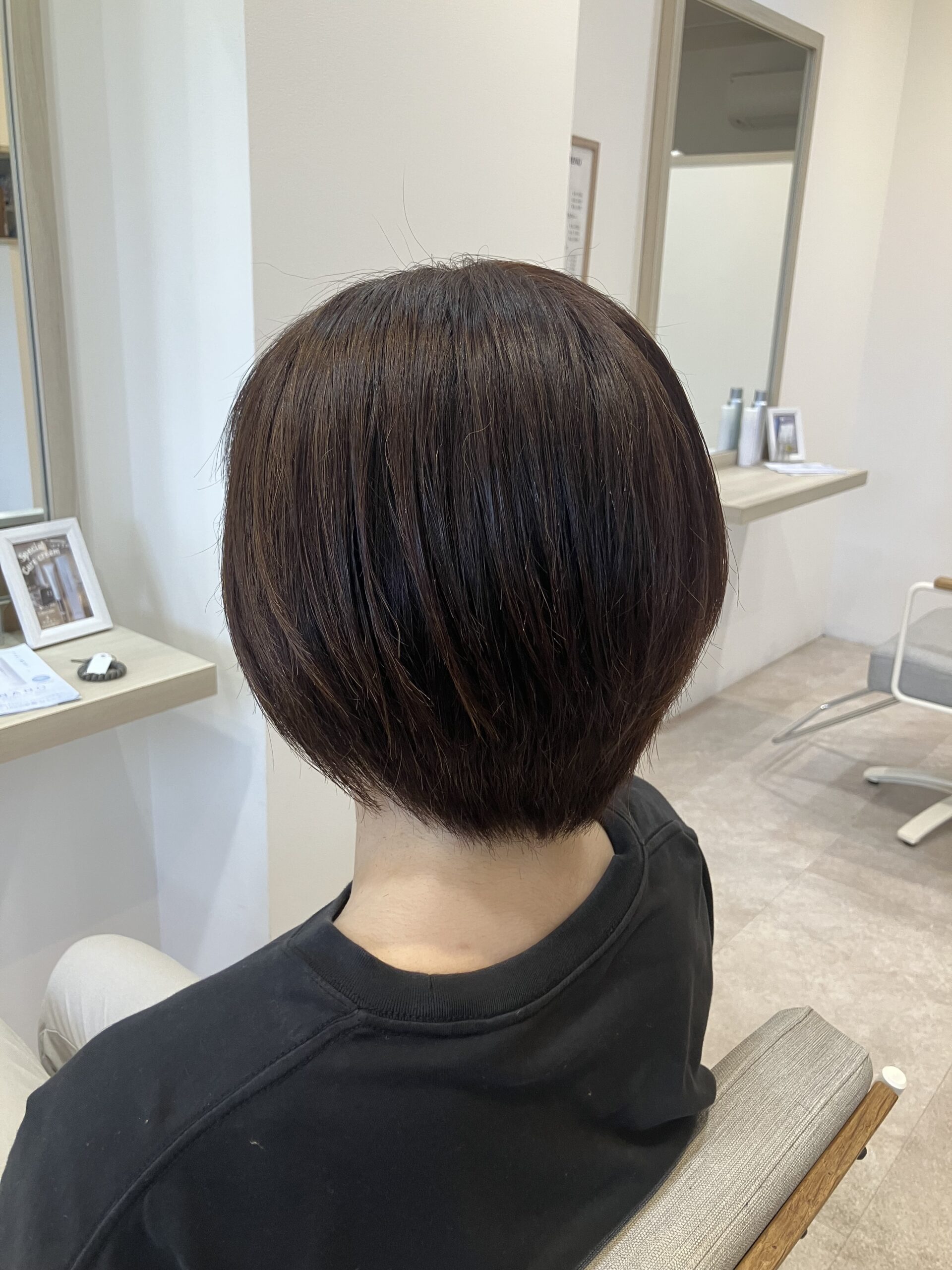 夏仕様段ありボブ　狭山市柏原美容室warawa(わらわ)